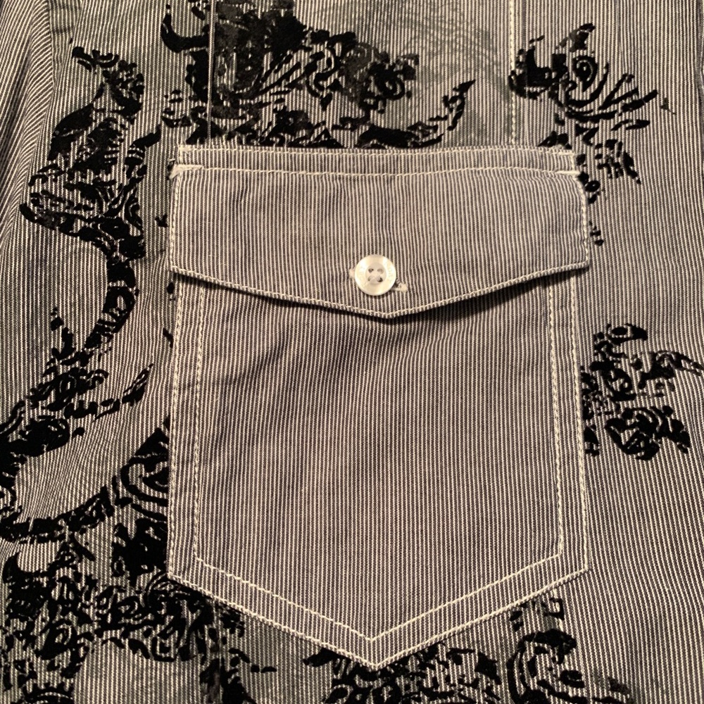 Roar Button Up - image 4